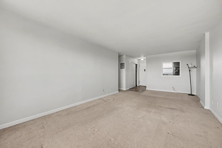 71 Strawberry Hill Avenue  #909 Photo 10