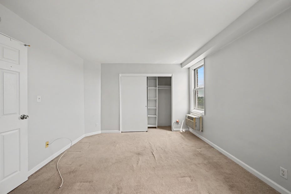 71 Strawberry Hill Avenue  #909 Photo 14