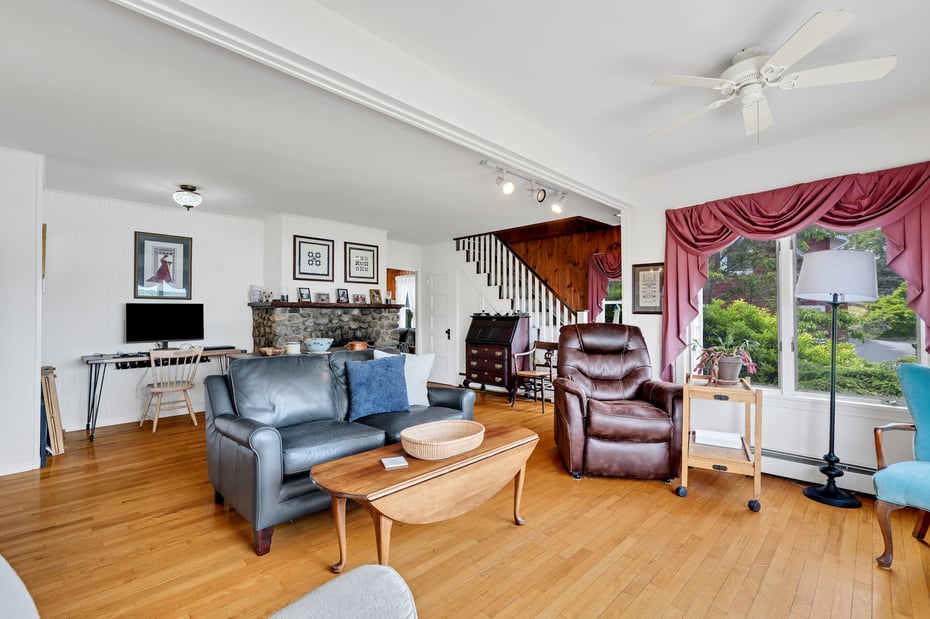 16 Ledge Road Photo 8