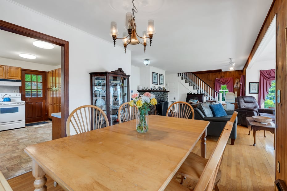 16 Ledge Road Photo 11