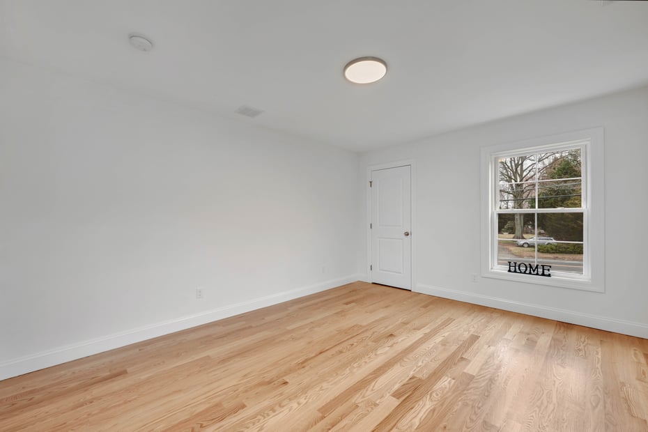 39 Robbins Avenue Photo 19