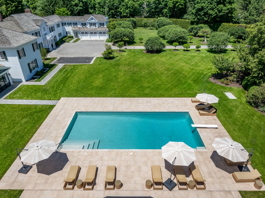 6 Stoneleigh Manor Lane Photo 35
