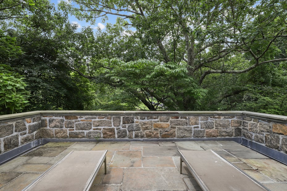 383 Woodlands Road Photo 25