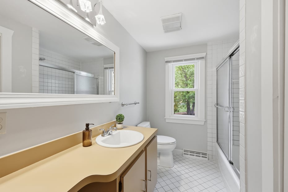 36 Banks Road Photo 14