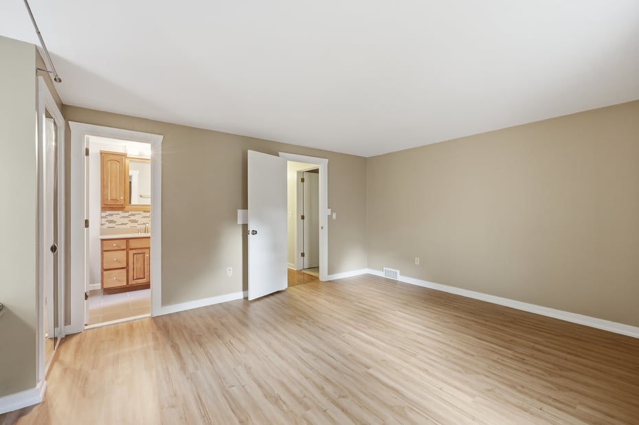 36 Banks Road Photo 16