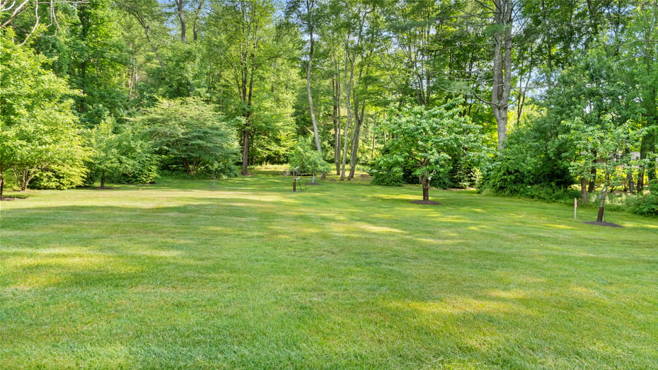 114 Brush Hill Rd Photo 11