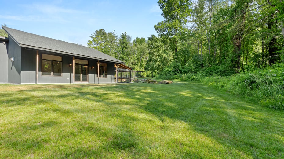 114 Brush Hill Rd Photo 30