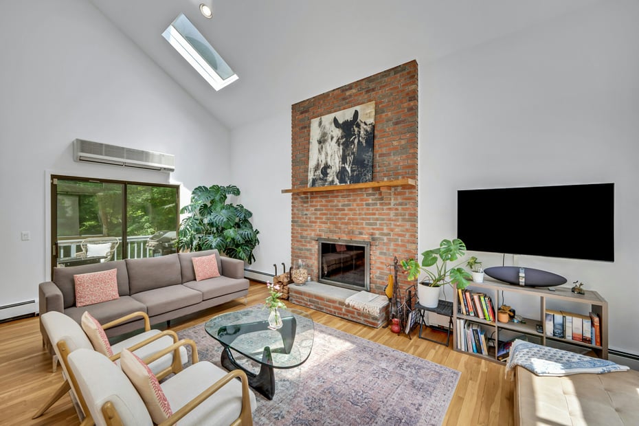 24 Anne Chambers Lane Photo 5