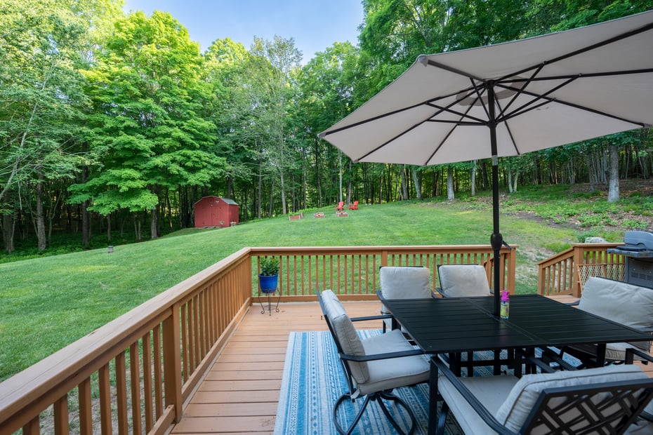 85 White Plains Road Photo 35