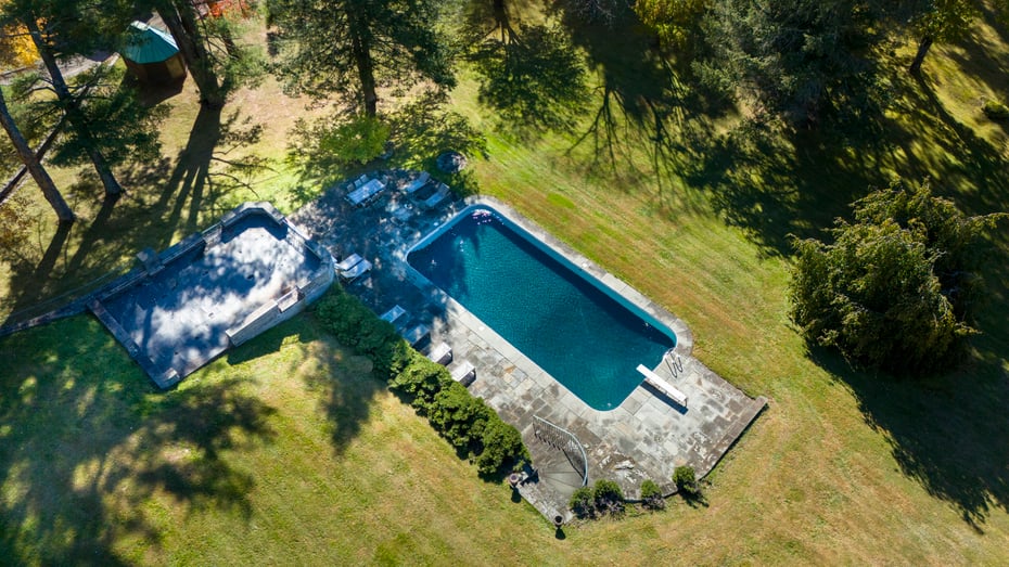 390 Erpf Road Photo 33