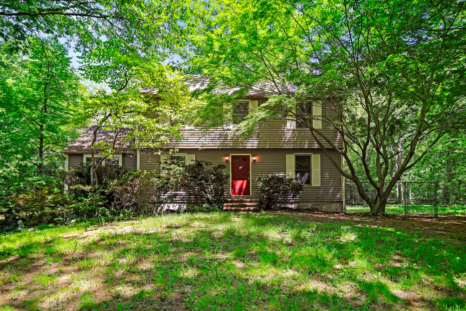 10 Oak Hill Drive Photo 3