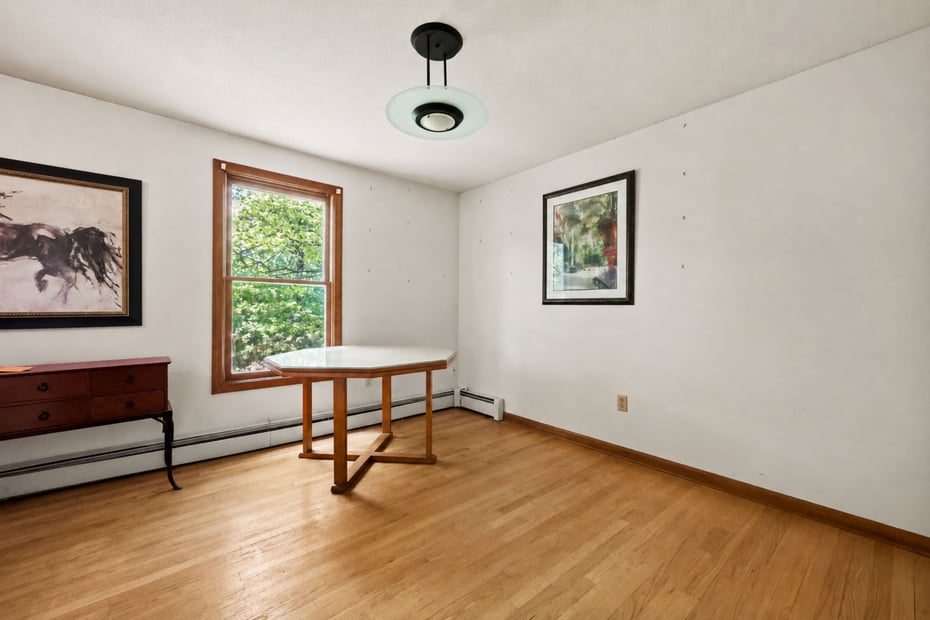 10 Oak Hill Drive Photo 9