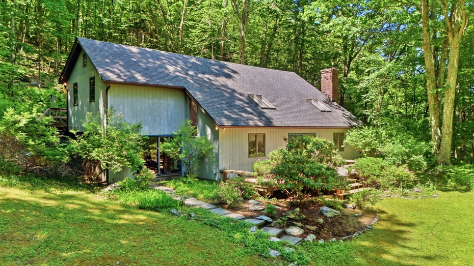 236 Hillsdale Rd Photo 1