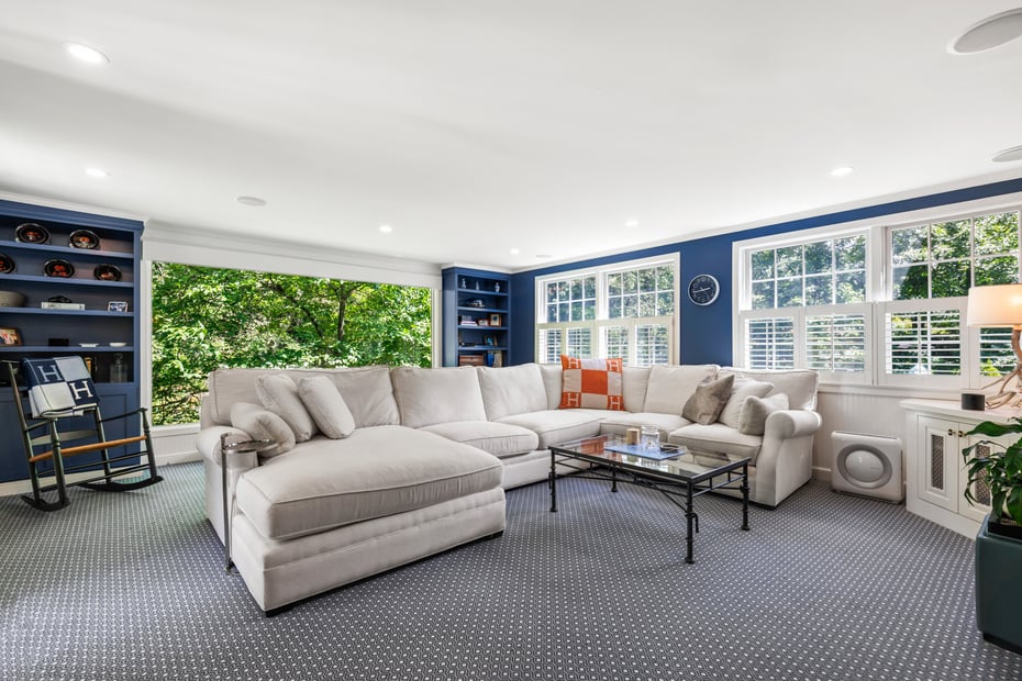 38 Winfield Avenue Photo 6