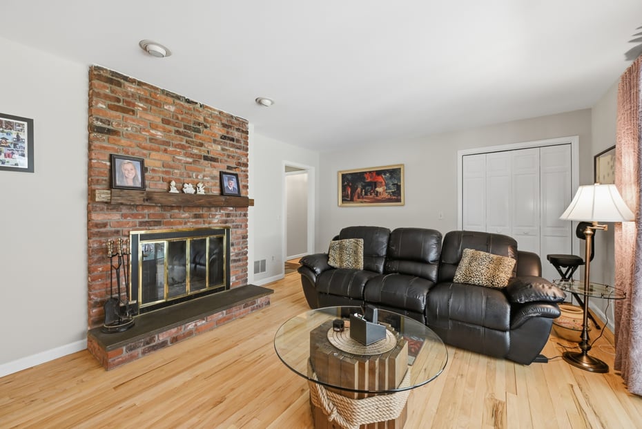 28 Wintergreen Hill Road Photo 12
