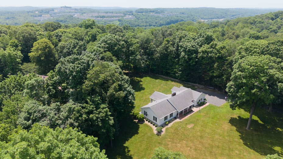 28 Wintergreen Hill Road Photo 35