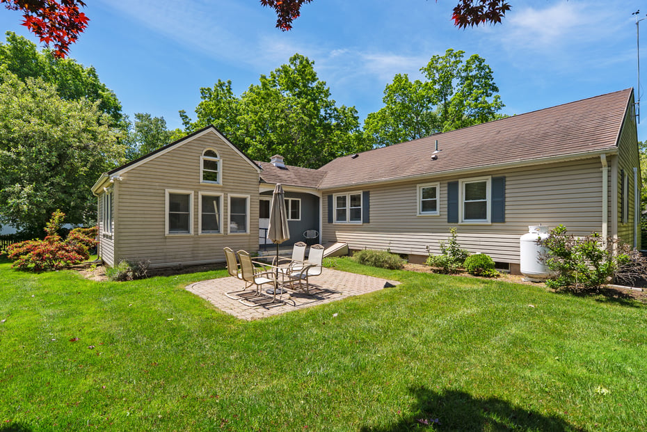 86 Fenwood Drive Photo 4