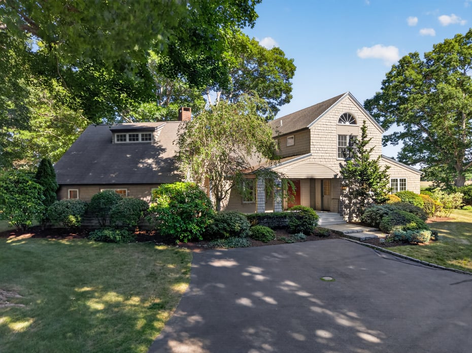 108 Maple Avenue Photo 4