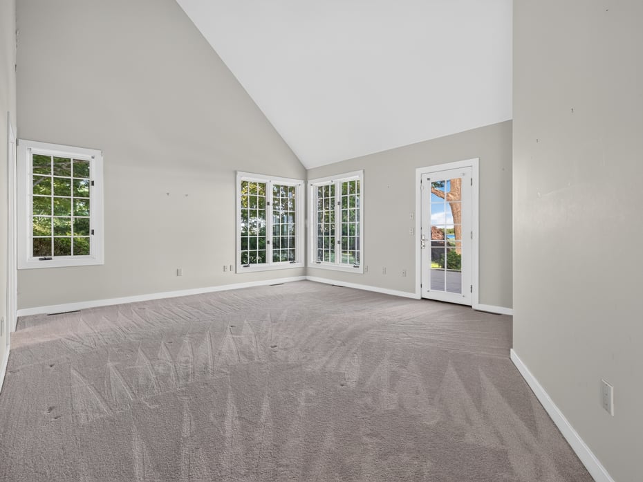 108 Maple Avenue Photo 22