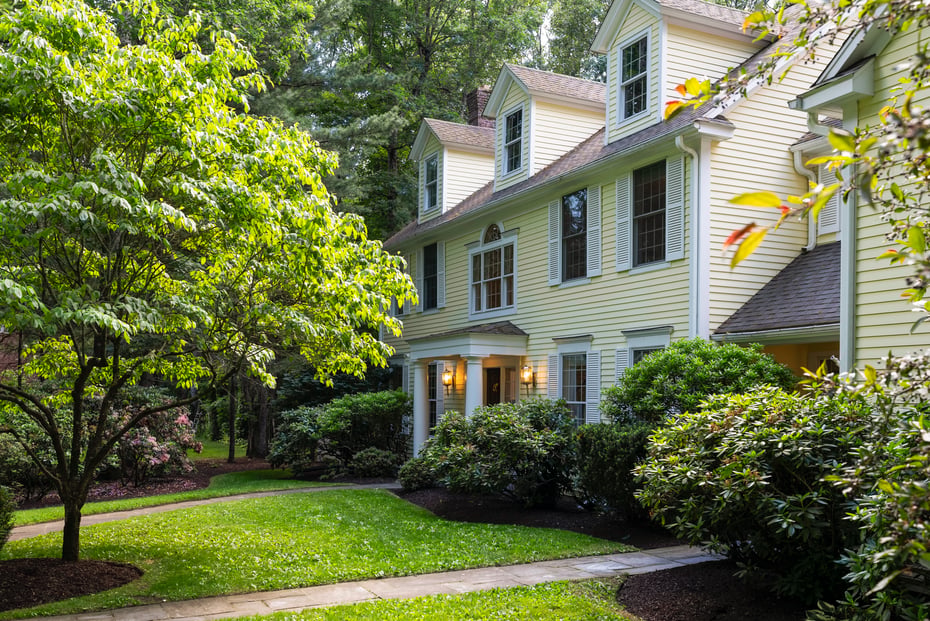 10 Langley Park Photo 2