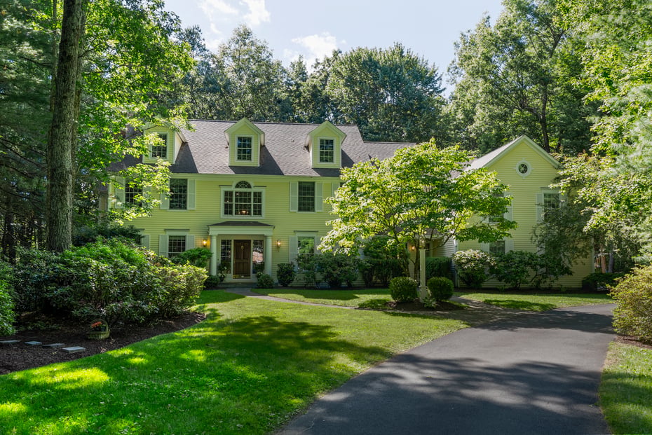 10 Langley Park Photo 1
