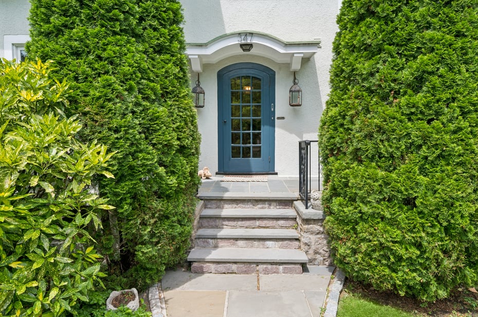 347 Highbrook Avenue Photo 3