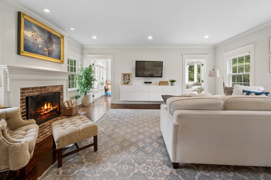 347 Highbrook Avenue Photo 8