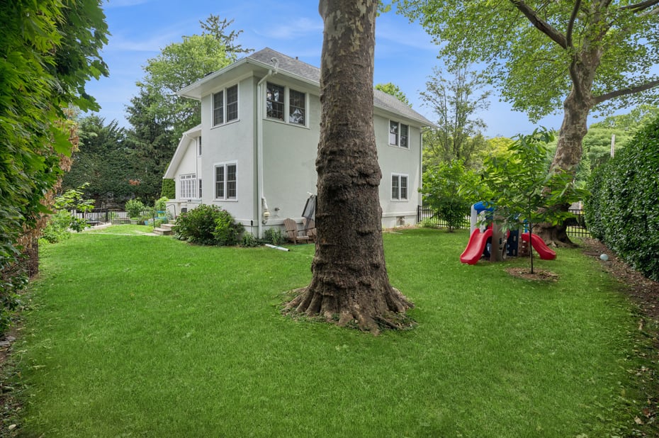 347 Highbrook Avenue Photo 37