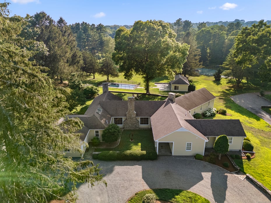 455 Stonington Road Photo 10