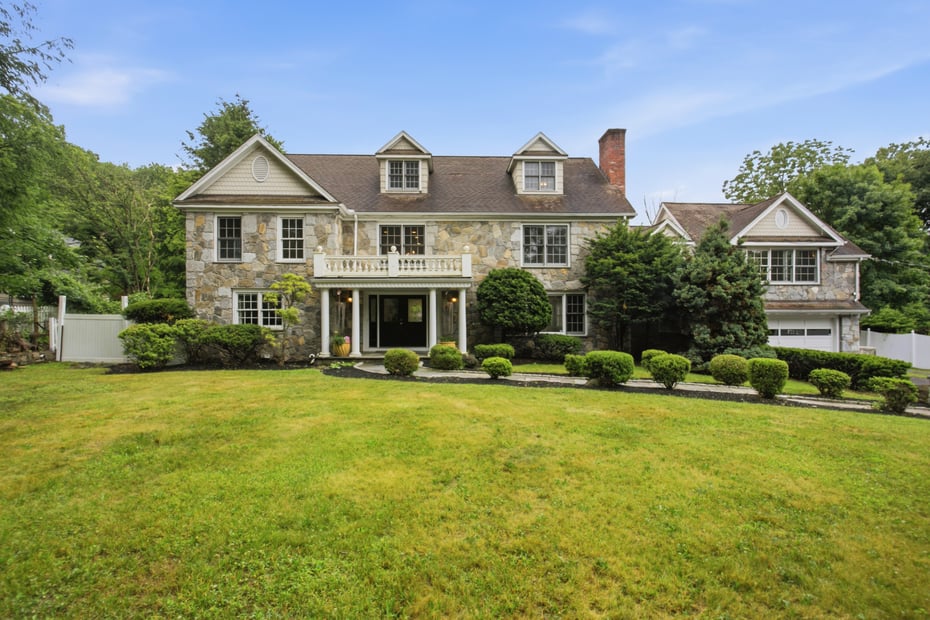12 Old Mill Lane Photo 2
