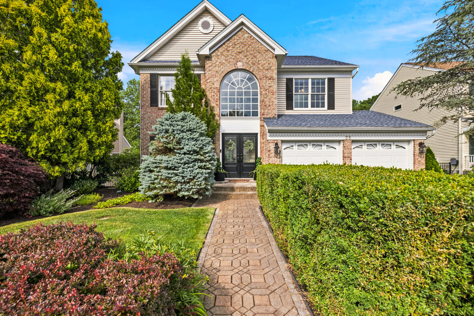 35 Lilac Lane Photo 1