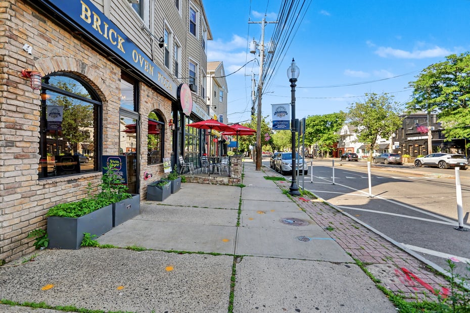 106 Brittin Avenue Photo 7