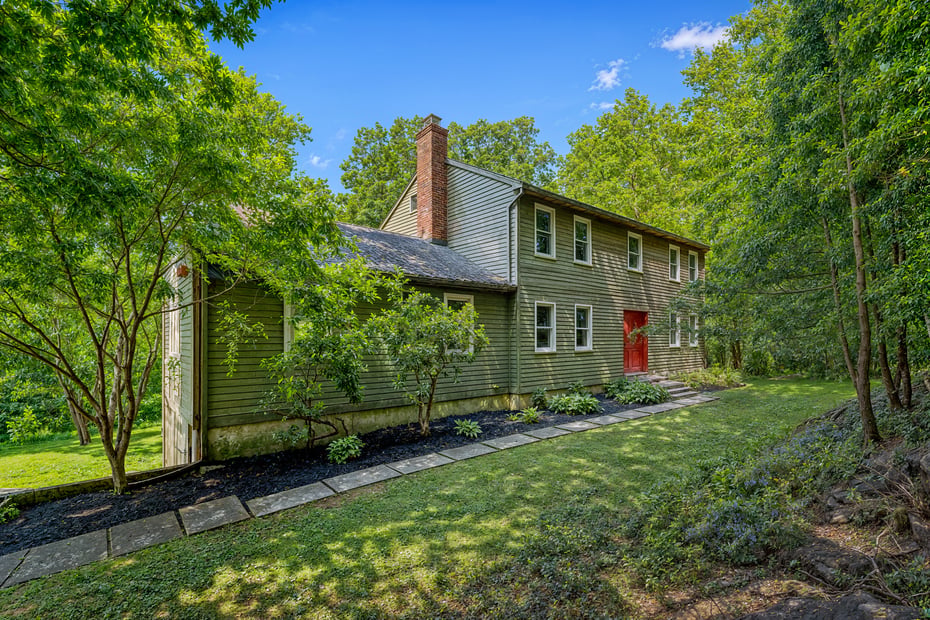 26 Mountain Laurel Lane Photo 2