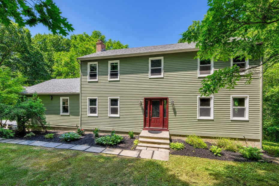 26 Mountain Laurel Lane Photo 3