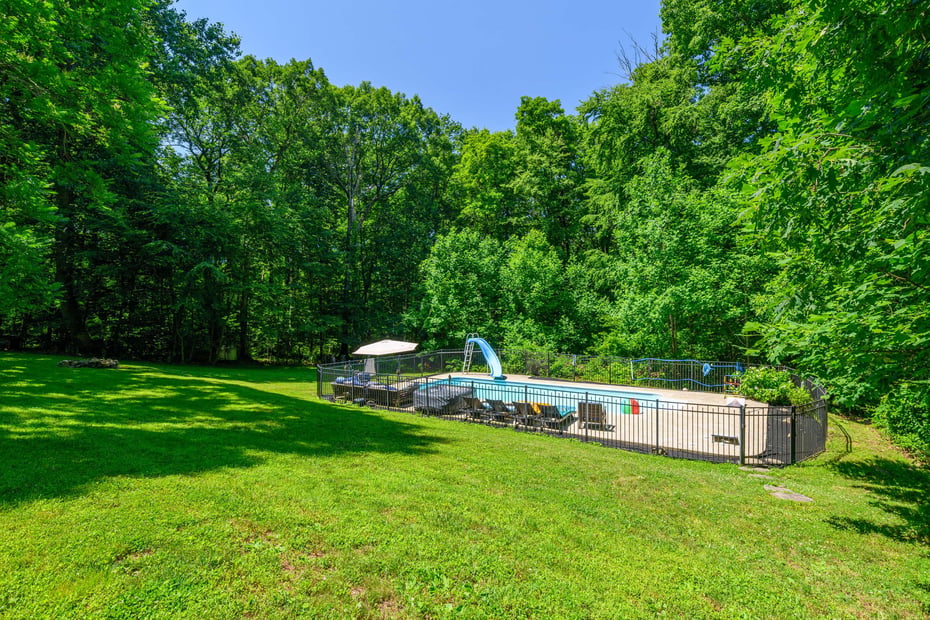 26 Mountain Laurel Lane Photo 49