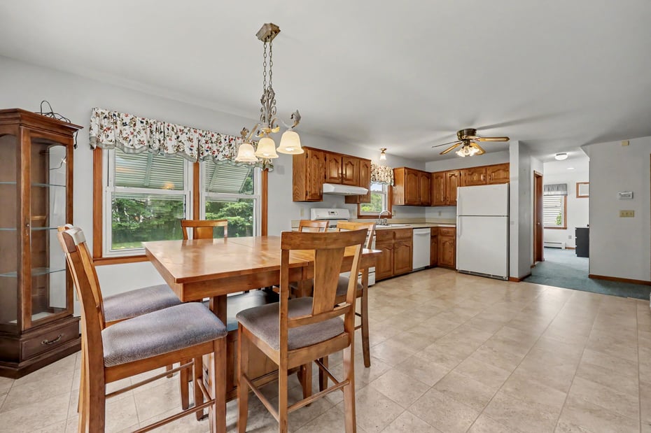 275 York Street Photo 9