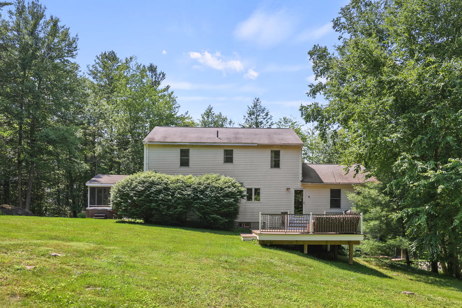 227 Tolland Rd Photo 8