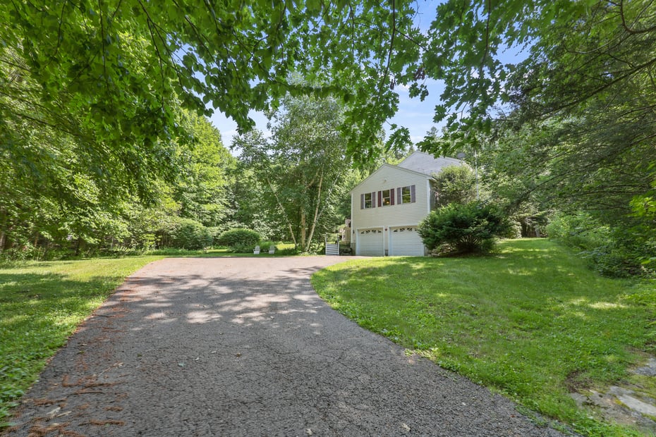 227 Tolland Rd Photo 10