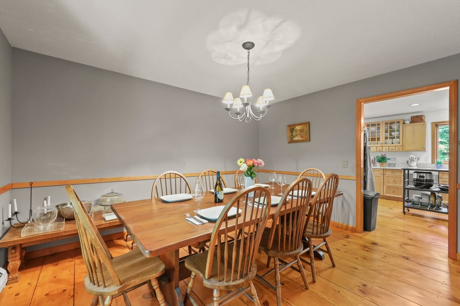 227 Tolland Rd Photo 16