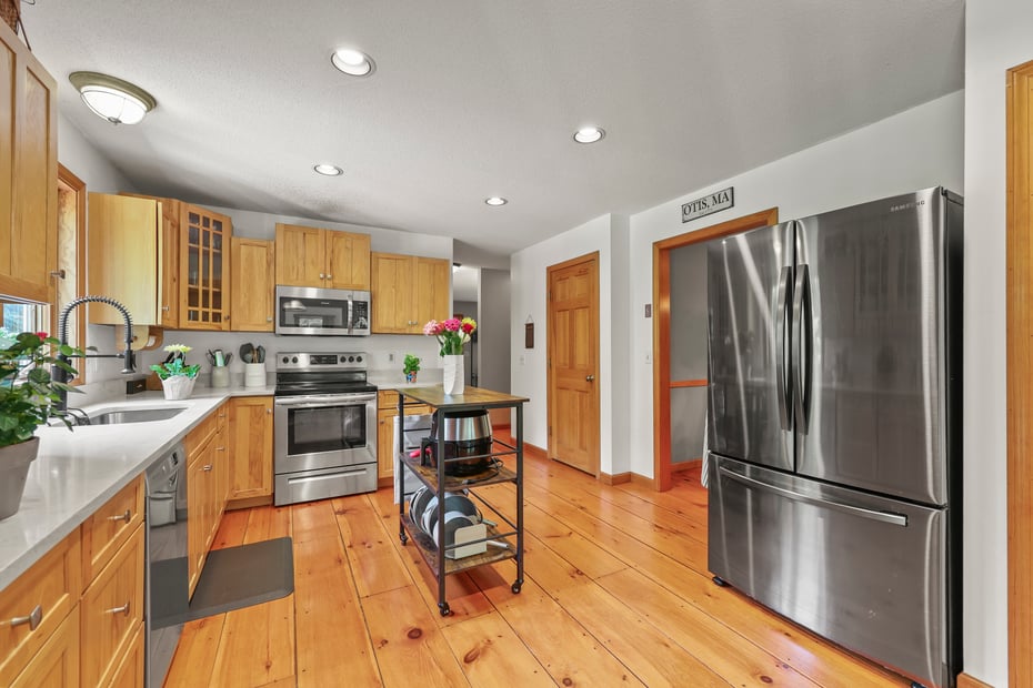 227 Tolland Rd Photo 24