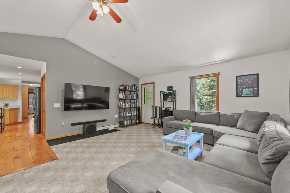 227 Tolland Rd Photo 30