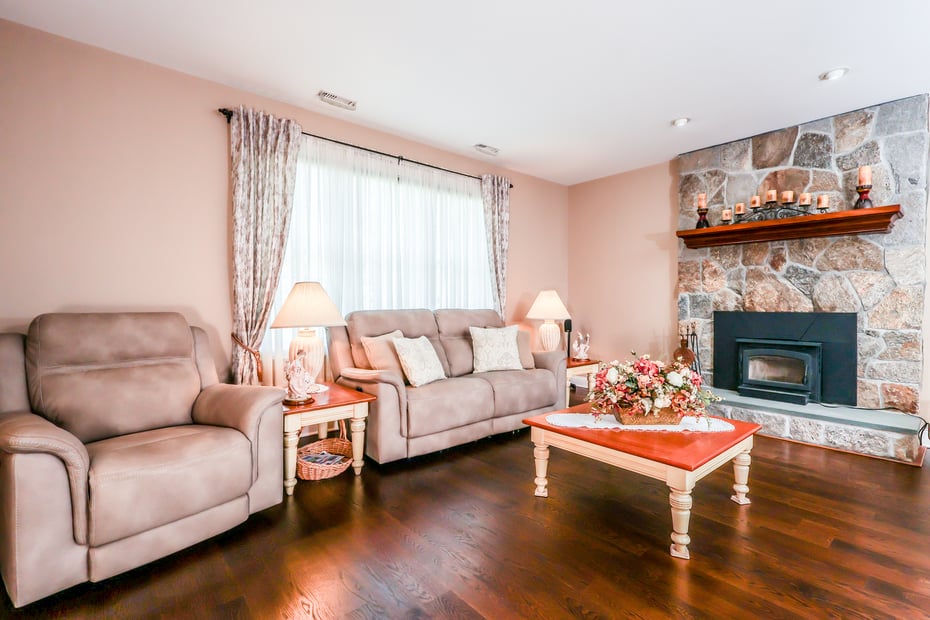 38 Greenridge Drive Photo 7