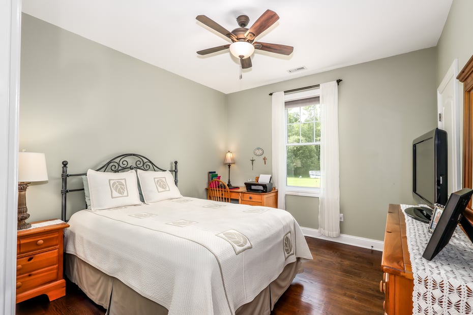 38 Greenridge Drive Photo 21