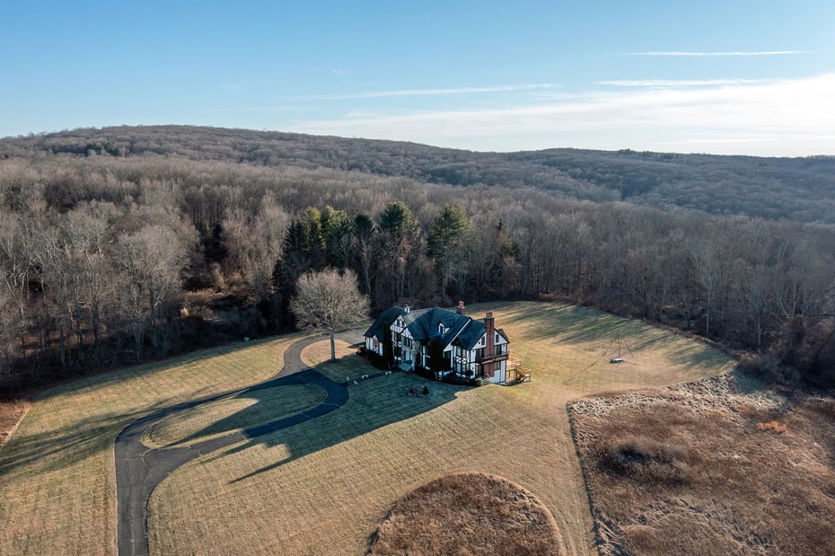 233 Southbury Road Photo 3