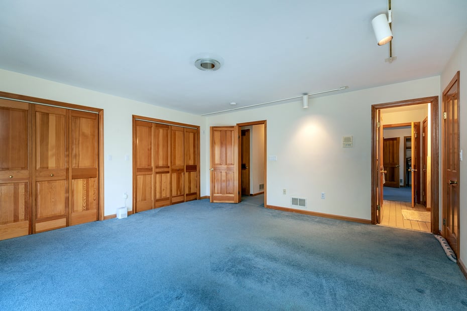 233 Southbury Road Photo 31
