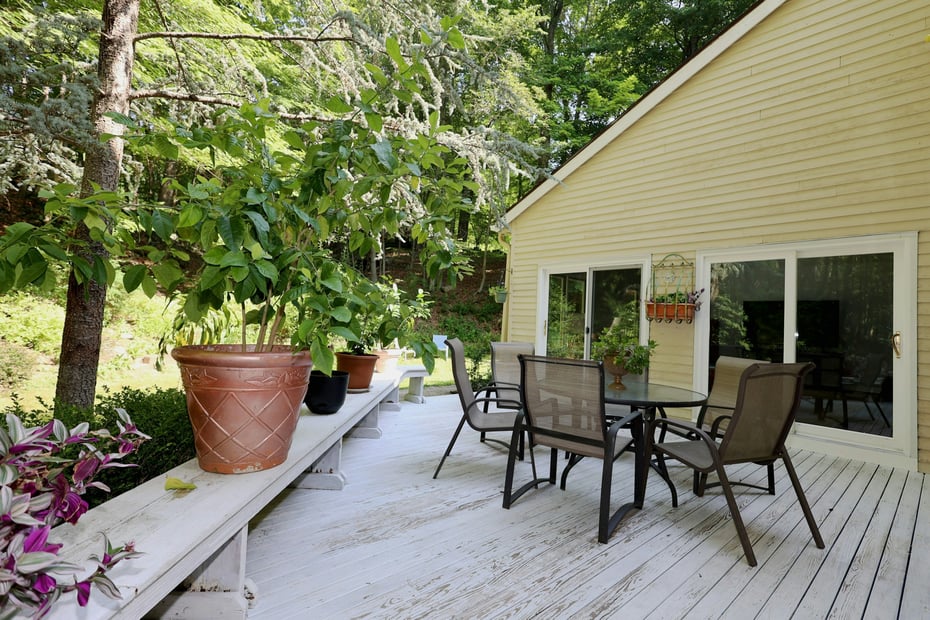 123a Peaceable Street Photo 7