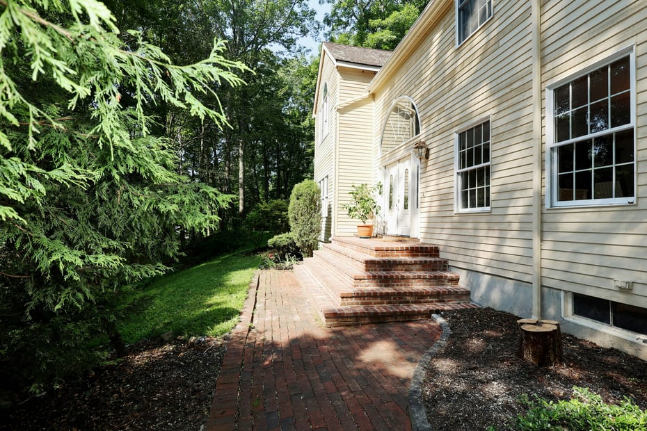 123a Peaceable Street Photo 38