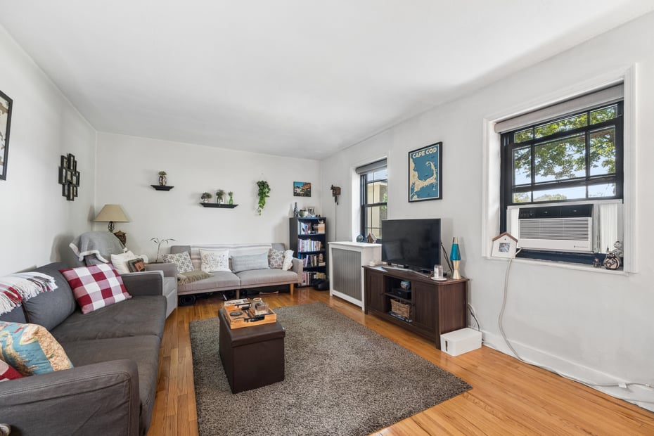 14 Manchester Road  #2L Photo 11
