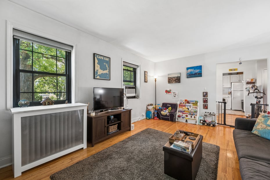 14 Manchester Road  #2L Photo 13