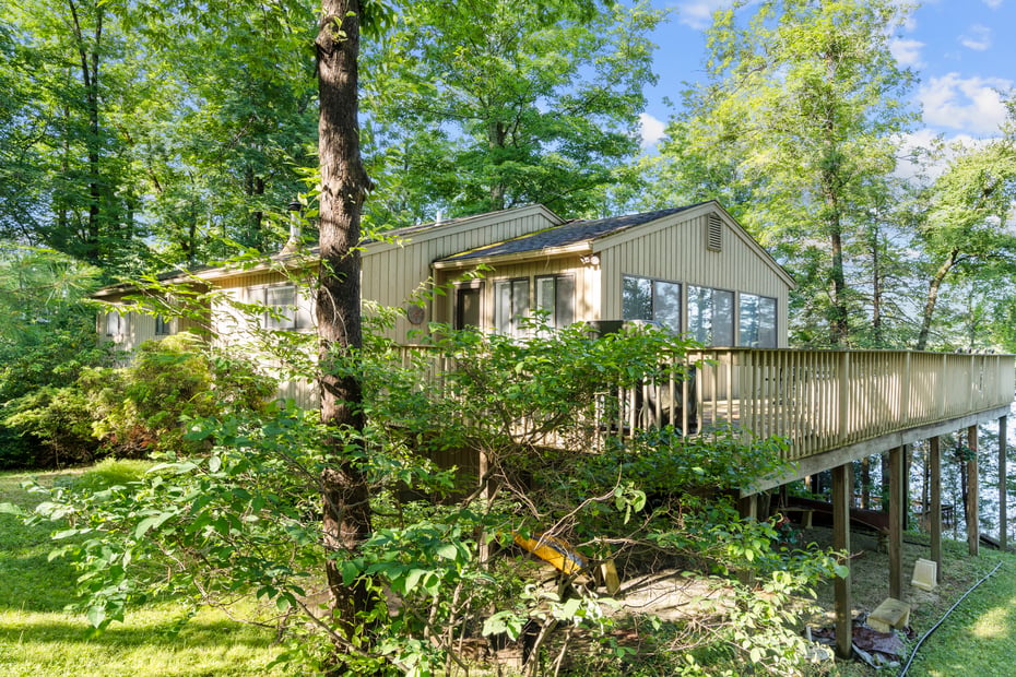 208 East Hyerdale Drive Photo 4